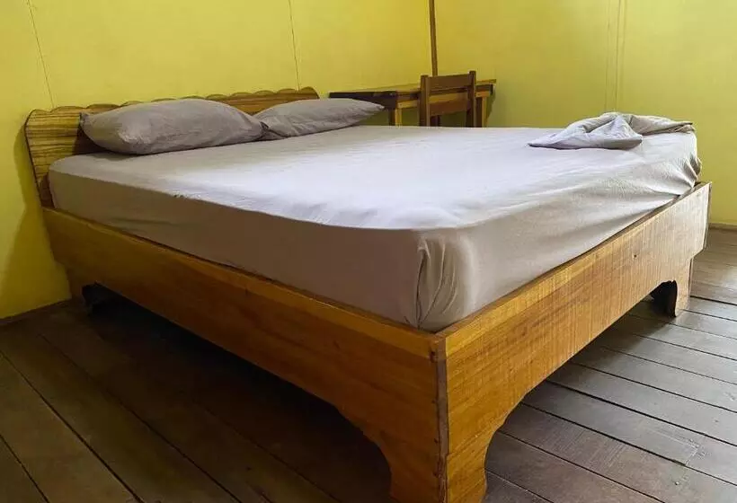 Hotelli Cabinas Popular