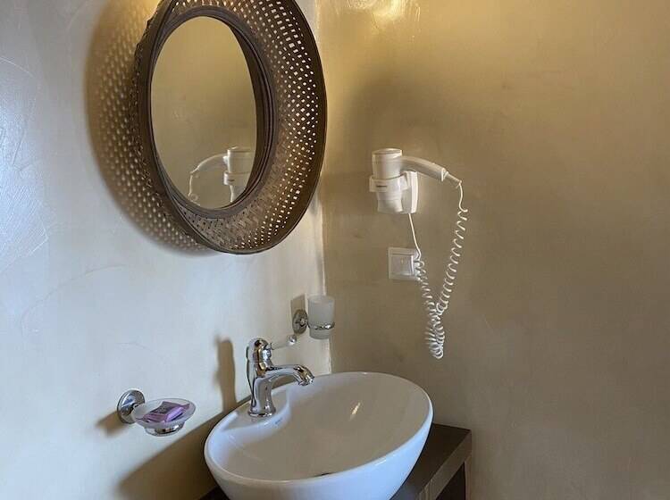 호텔 Captain Vasilis