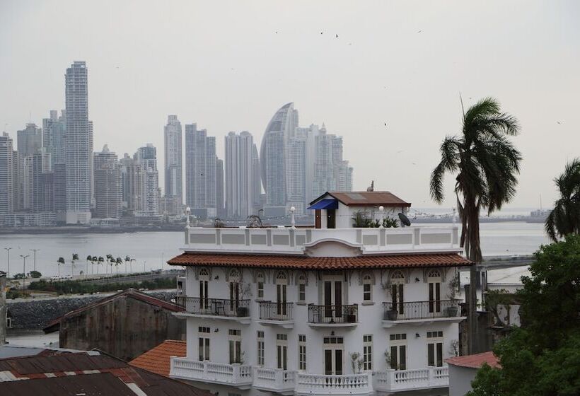 Отель La Concordia  Boutique