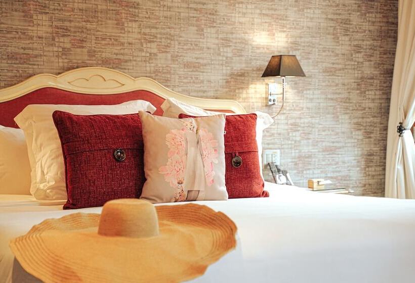 Отель La Concordia  Boutique