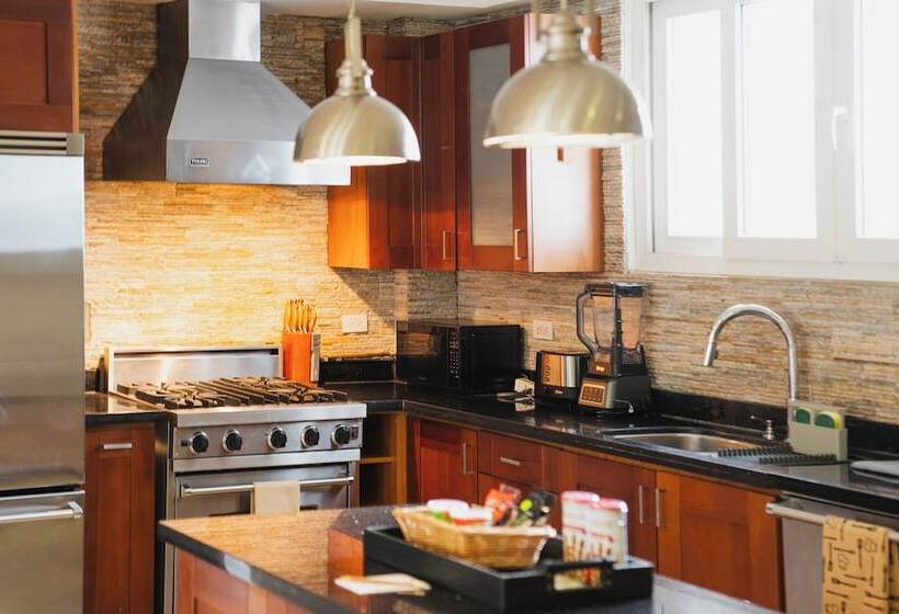 Отель La Concordia  Boutique