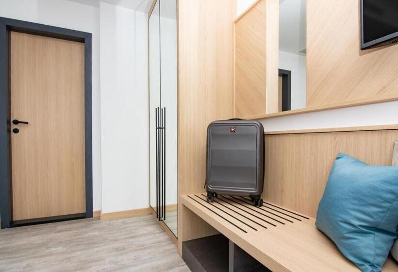 هتل Perla Annexes