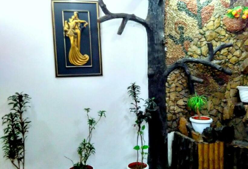 בית מלון כפרי Rama Palace Katra