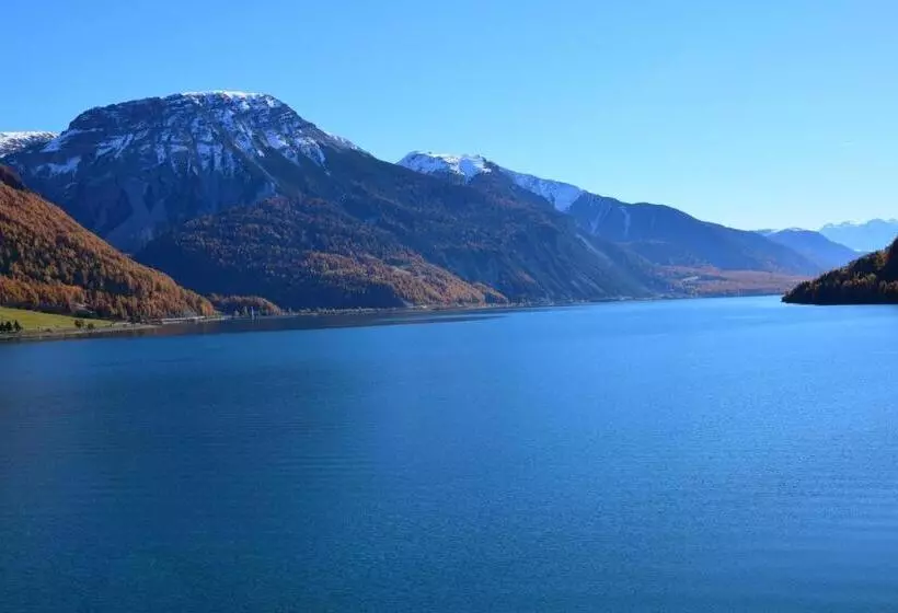 ホテル Schloesschen Am See
