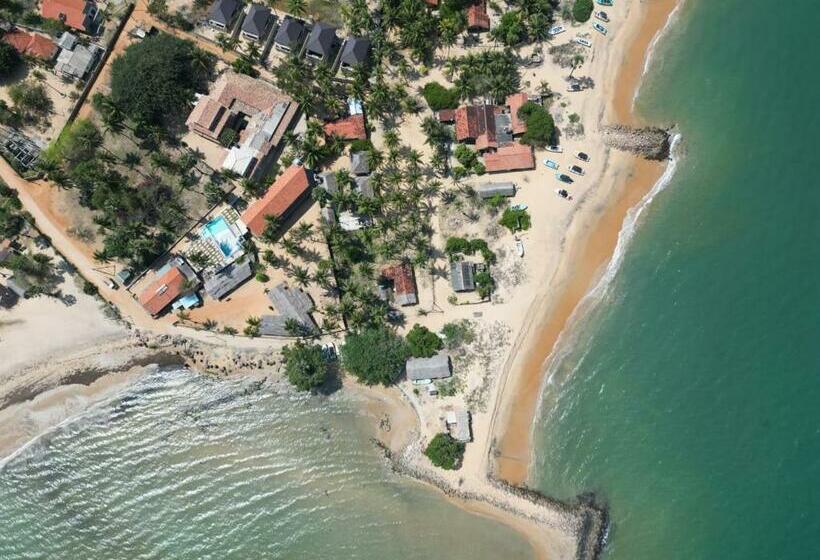 Отель Scoop Cabana Kitesurfing