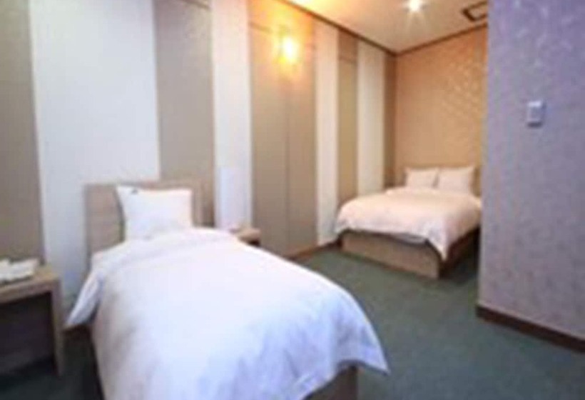 Hotel Tongyeong Tourist