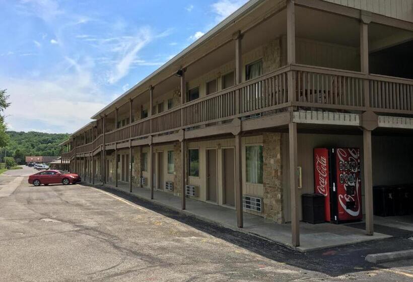 모텔 Salt Creek Inn