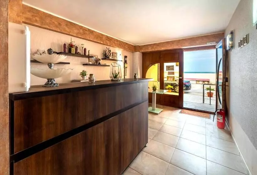 پانسیون Casa Royal Pe Plaja Belona