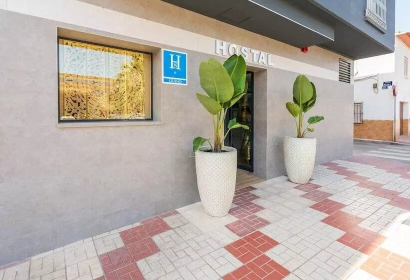 پانسیون Hostal Romerito