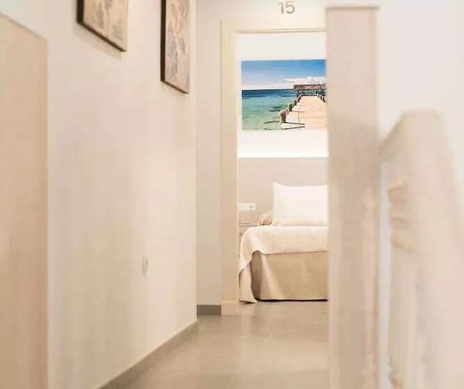 پانسیون Hostal Romerito