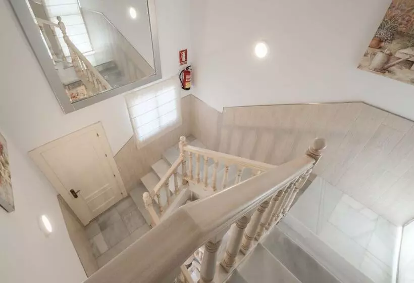 پانسیون Hostal Romerito