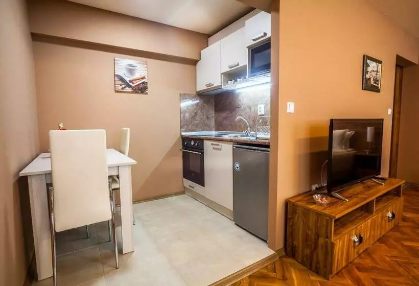 Majatalo Panorama Top Floor Rooms In Hotel Tundzha