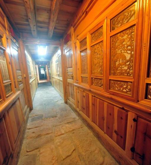 膳宿费 Tiger Leaping Gorge Sean’s Spring Guesthouse