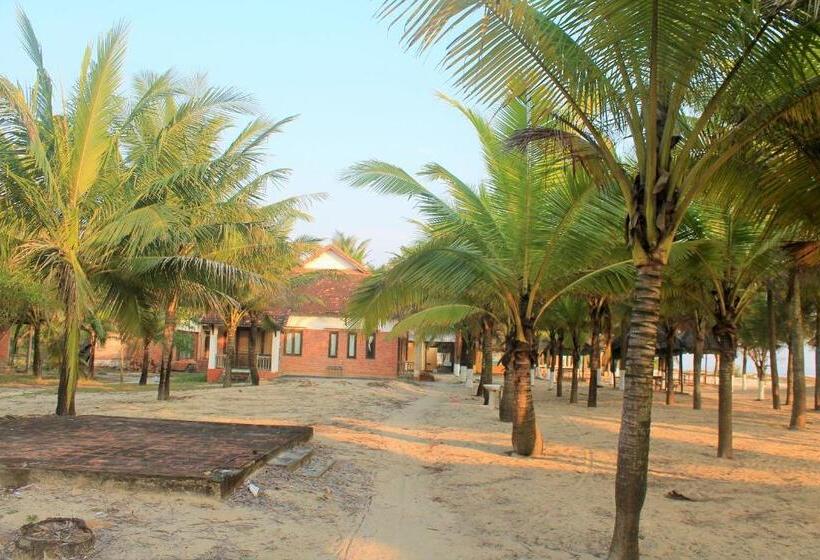 Tam Thanh Natural Beach Resort