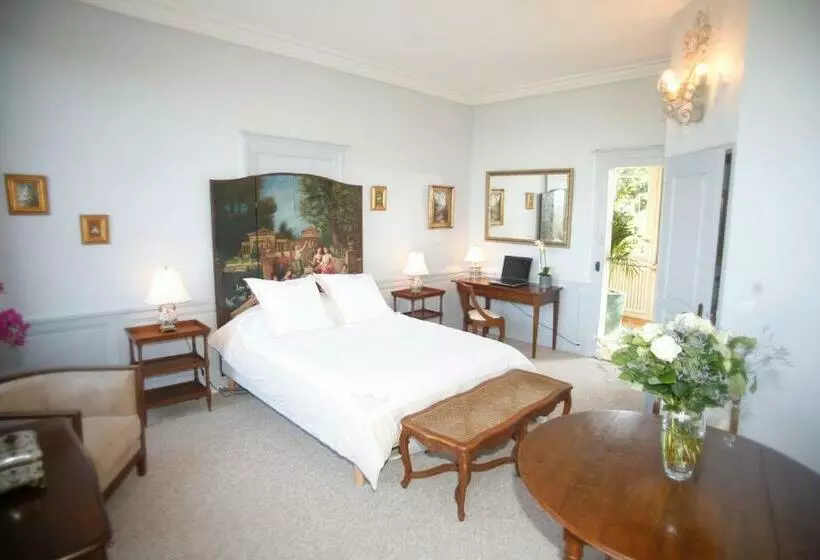ベッドアンドブレックファースト Chambres D'hotes Autour De La Rose