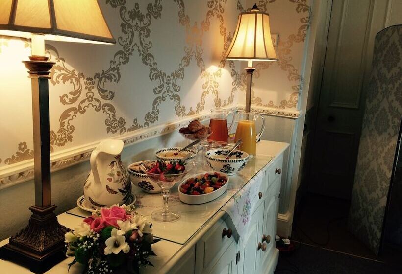 Bed and Breakfast Craigroyston House & Lodge