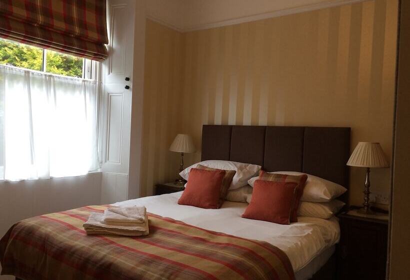 Bed and Breakfast Craigroyston House & Lodge