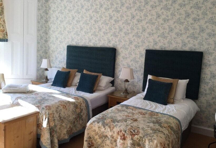 Bed and Breakfast Craigroyston House & Lodge