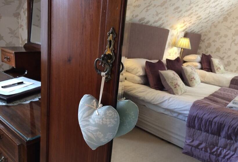 Bed and Breakfast Craigroyston House & Lodge