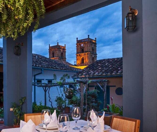 تختخواب و صبحانه Posada Del Campanario