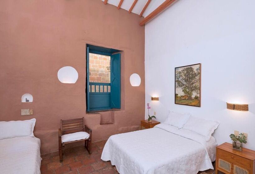 تختخواب و صبحانه Posada Del Campanario