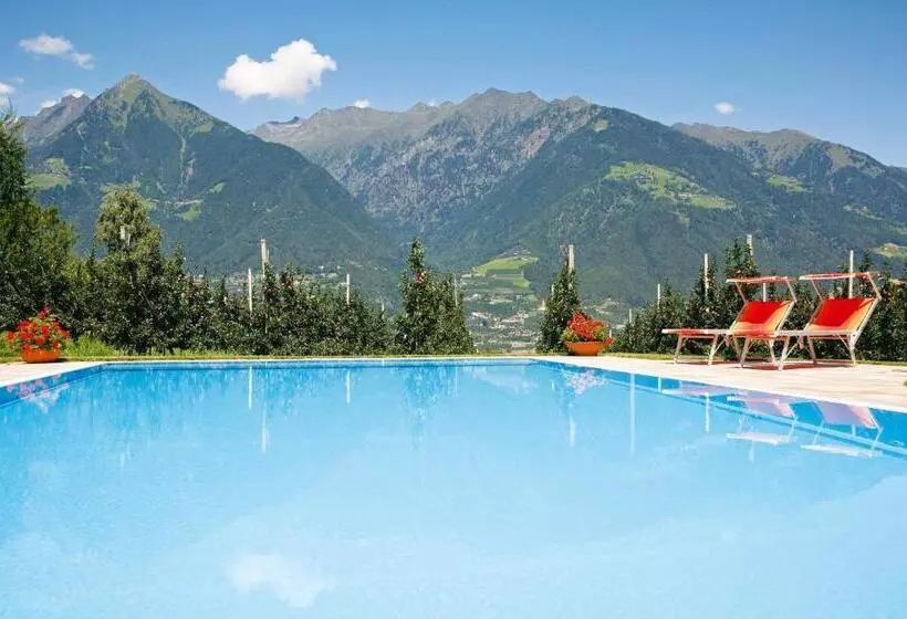 Hotelli Garni Pluner