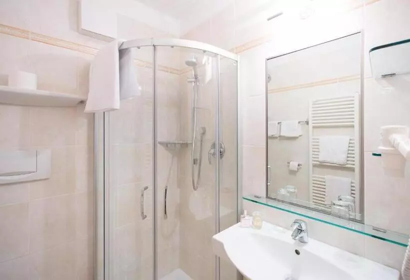 Hotelli Garni Pluner