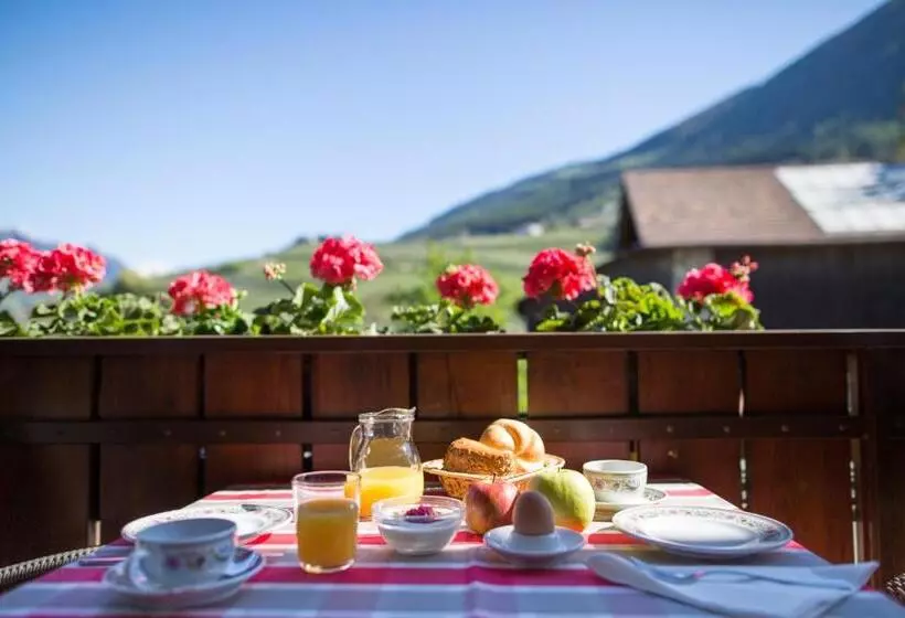 Hotelli Garni Pluner