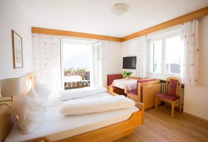 Hotelli Garni Pluner