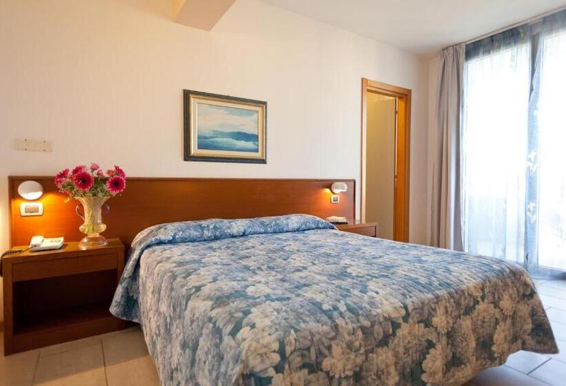 בית מלון כפרי Idania