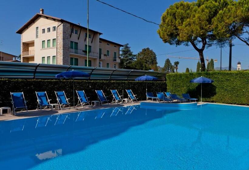 בית מלון כפרי Idania