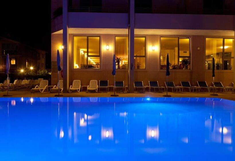 בית מלון כפרי Idania