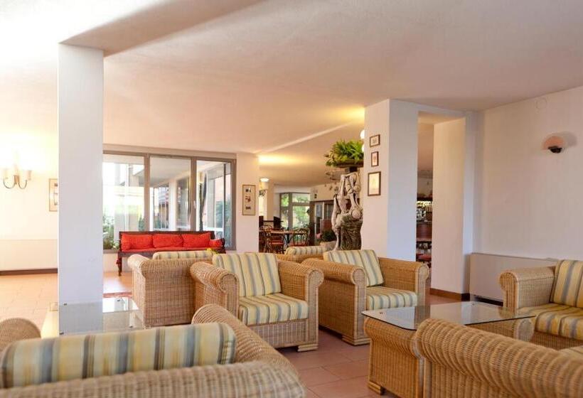 בית מלון כפרי Idania