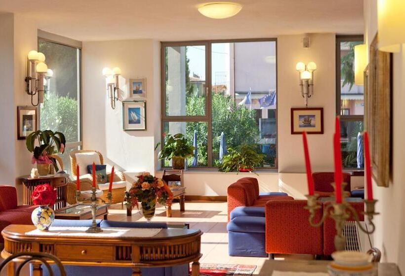 בית מלון כפרי Idania