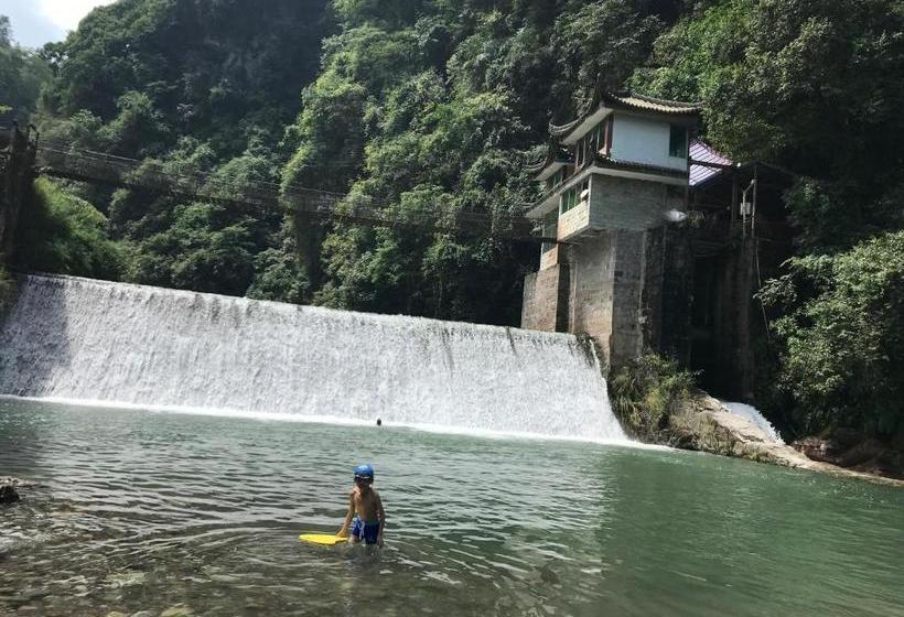 호텔 Mount Emei Feng Lin Yue