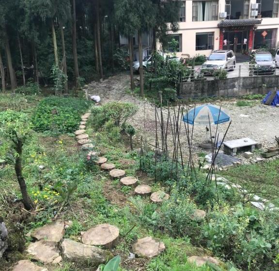 호텔 Mount Emei Feng Lin Yue