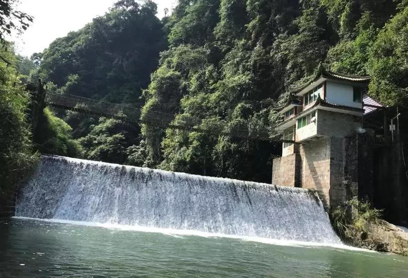 ホテル Mount Emei Feng Lin Yue