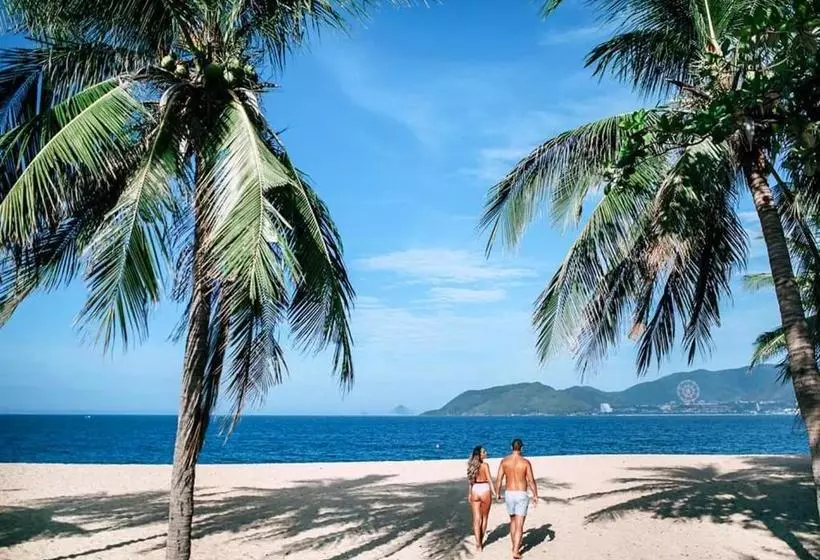 هتل Phuong Hoa  Nha Trang