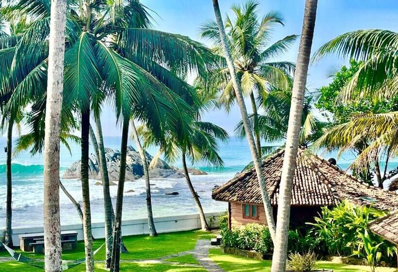 Hotel Rockside Cabanas