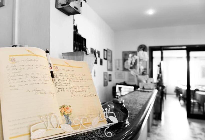 בית מלון כפרי Villa Rosa