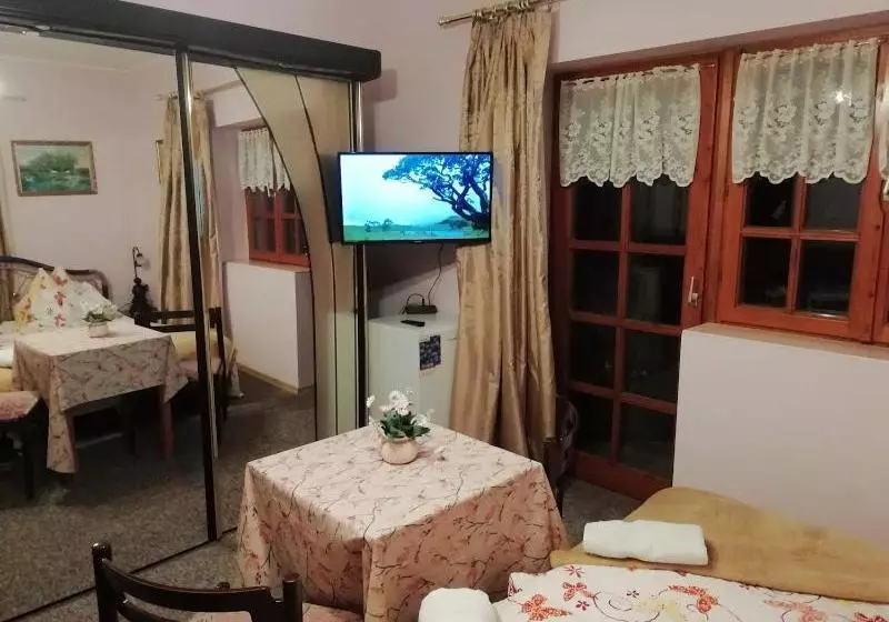 Ilona Kis Kastély Panzió