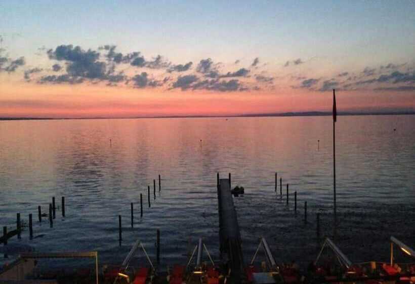 Bodenseehotel Weisses Rössli