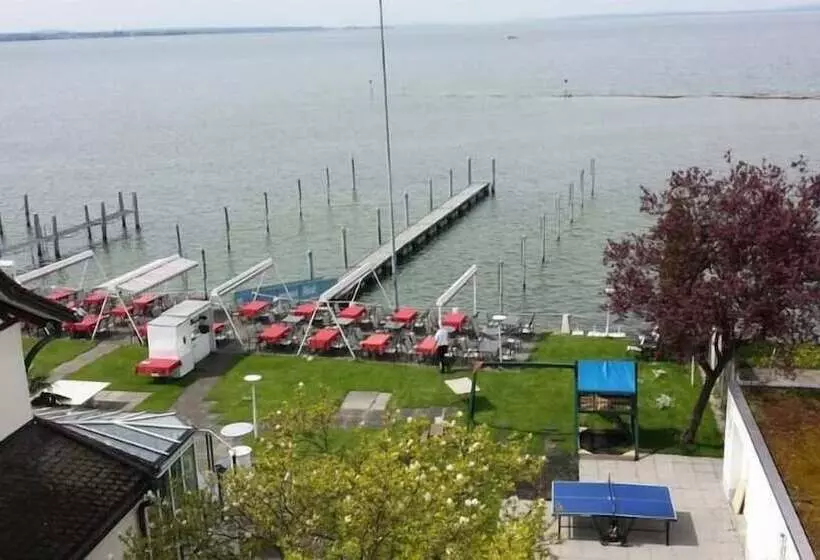 Bodenseehotel Weisses Rössli