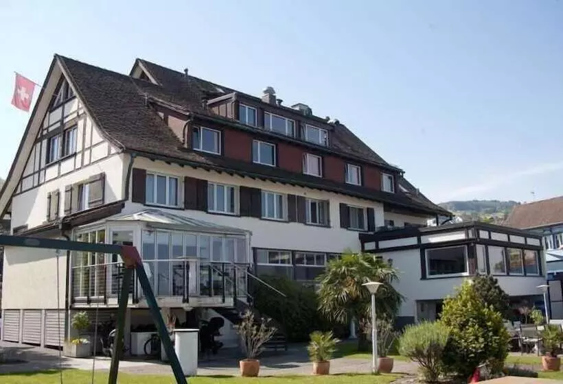Bodenseehotel Weisses Rössli
