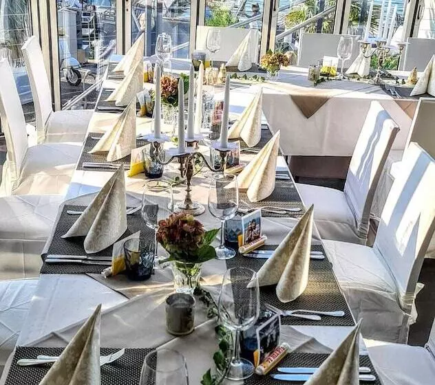 Bodenseehotel Weisses Rössli