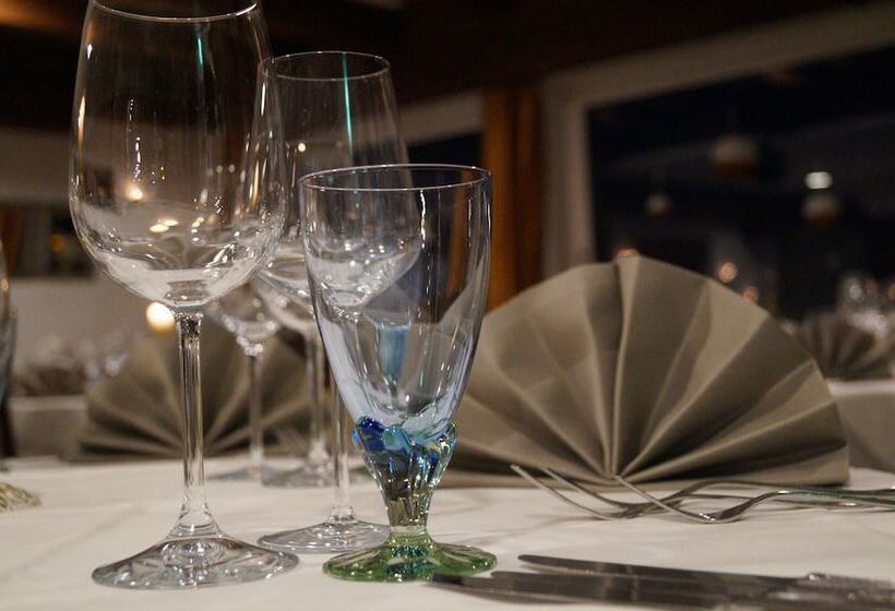 Bodenseehotel Weisses Rössli