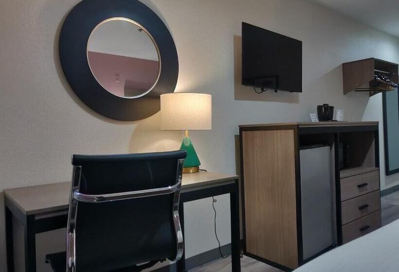 酒店 Arya Inn & Suites