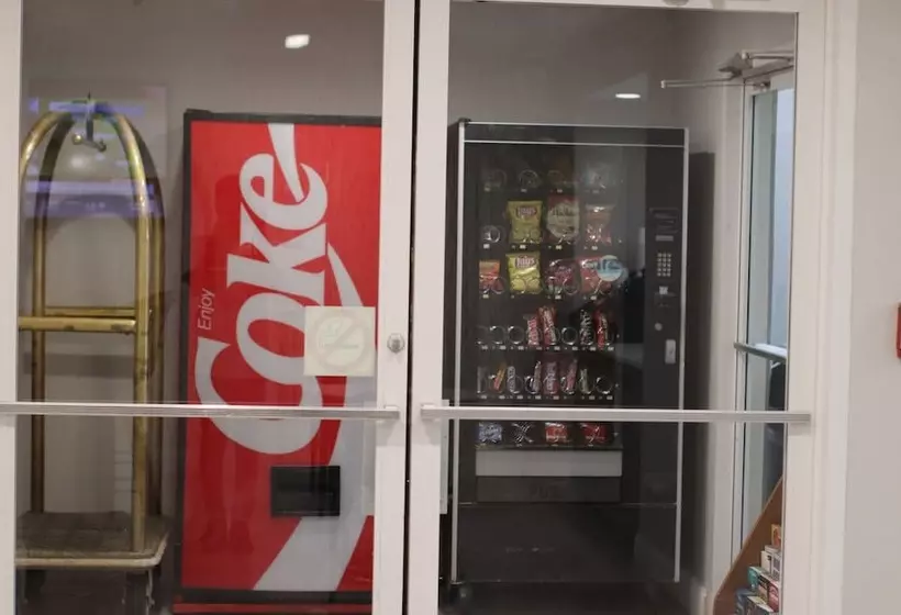 호텔 Arya Inn & Suites