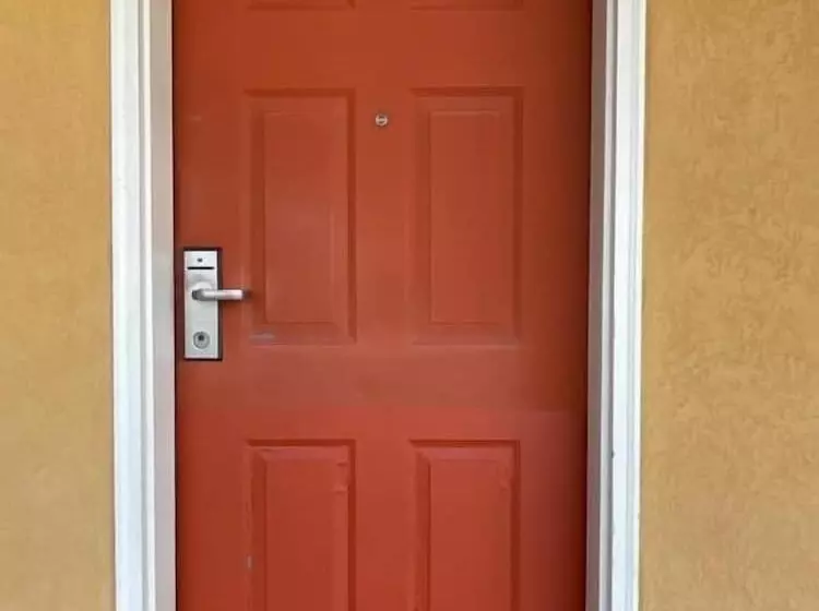 Отель Atlantic Inn