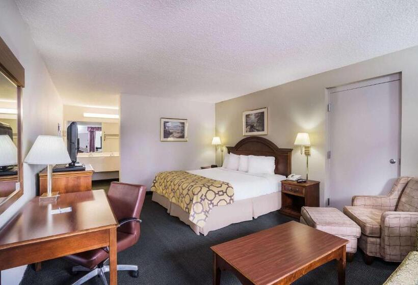 בית מלון כפרי Baymont By Wyndham Johnson City